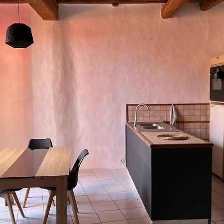 Atypique Apartamento Châteauneuf-de-Gadagne Exterior foto