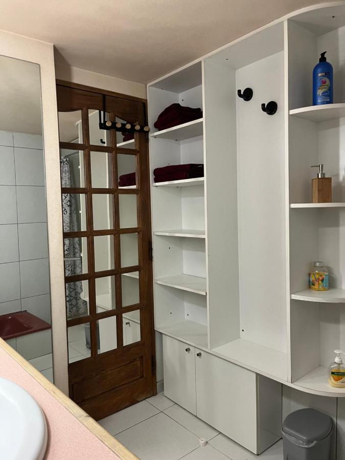 Atypique Apartamento Châteauneuf-de-Gadagne Exterior foto